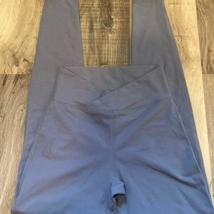 Alphalete Surface Path Legging